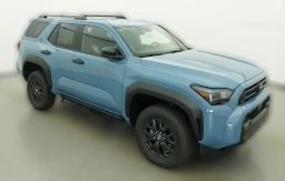 Toyota 4Runner SR5 4WD (Natl) 2026