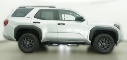 Toyota 4Runner SR5 4WD (Natl) 2026