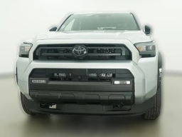 Toyota 4Runner SR5 4WD (Natl) 2026