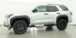 Toyota 4Runner SR5 4WD (Natl) 2026
