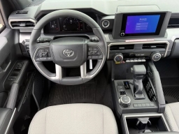 Toyota 4Runner SR5 4WD (Natl) 2026