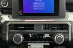 Toyota 4Runner SR5 4WD (Natl) 2026