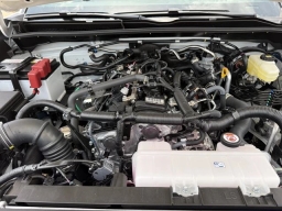 Toyota 4Runner SR5 4WD (Natl) 2026