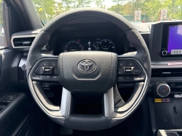 Toyota 4Runner Hybrid TRD Off Road 4WD (Natl) 2026