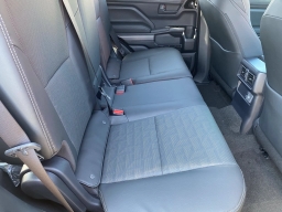 Toyota 4Runner Hybrid TRD Off Road Premium 4WD (Natl) 2026