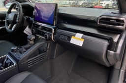 Toyota 4Runner Hybrid Limited 4WD (Natl) 2026