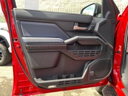 Toyota 4Runner Hybrid Platinum 4WD (Natl) 2026