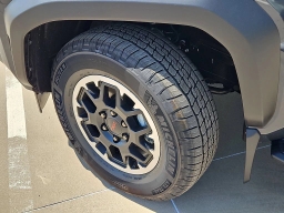 Toyota 4Runner Hybrid TRD Off Road Premium 4WD (Natl) 2026