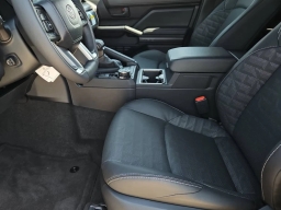 Toyota 4Runner Hybrid TRD Off Road Premium 4WD (Natl) 2026