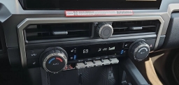 Toyota 4Runner Hybrid TRD Off Road Premium 4WD (Natl) 2026