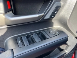 Toyota 4Runner Hybrid Platinum 4WD (Natl) 2026