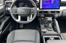 Toyota 4Runner Hybrid TRD Off Road Premium 4WD (Natl) 2026