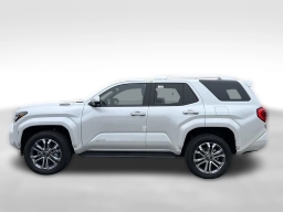 Toyota 4Runner Hybrid Limited 4WD (Natl) 2026