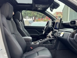 Toyota 4Runner Hybrid Limited 4WD (Natl) 2026