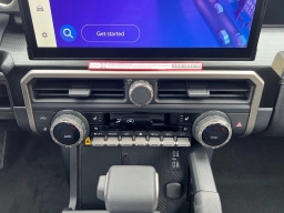 Toyota 4Runner Hybrid Limited 4WD (Natl) 2026