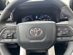 Toyota 4Runner Hybrid Limited 4WD (Natl) 2026