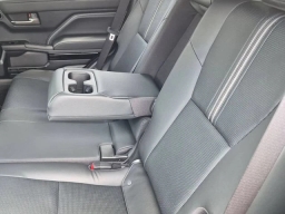 Toyota 4Runner Hybrid Limited 4WD (Natl) 2026