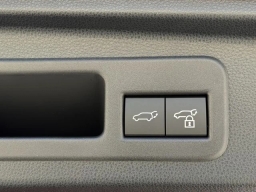 Toyota 4Runner Hybrid Limited 4WD (Natl) 2026