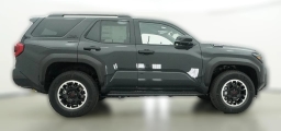 Toyota 4Runner Hybrid TRD Off Road Premium 4WD (Natl) 2026
