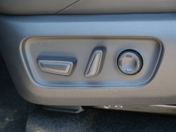 Toyota 4Runner Hybrid Limited 4WD (Natl) 2026