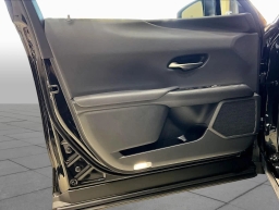 Lexus UX UX 300h Premium FWD 2026