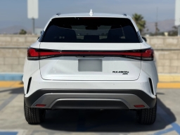 Lexus RX RX 450h+ Luxury AWD 2026
