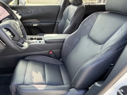 Lexus RX RX 450h+ Luxury AWD 2026