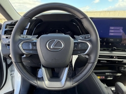 Lexus RX RX 450h+ Luxury AWD 2026