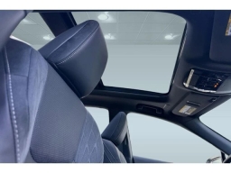Lexus RX RX 450h+ Luxury AWD 2026