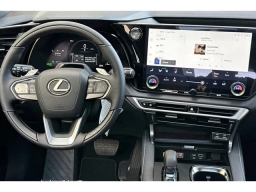 Lexus RX RX 450h+ Luxury AWD 2026