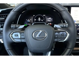 Lexus RX RX 450h+ Premium AWD 2026