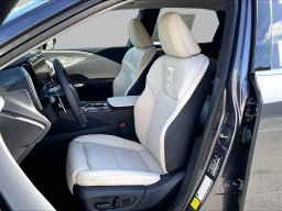 Lexus RX RX 450h+ Luxury AWD 2026