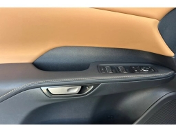 Lexus RX RX 450h+ Premium AWD 2026