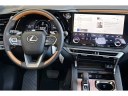 Lexus RX RX 450h+ Premium AWD 2026