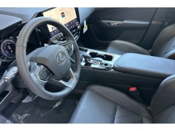 Lexus NX NX 450h+ Premium AWD 2026