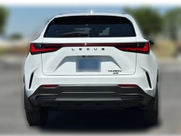 Lexus NX NX 450h+ Premium AWD 2026