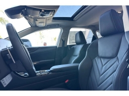 Lexus NX NX 450h+ Premium AWD 2026