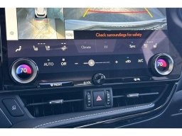 Lexus NX NX 450h+ Premium AWD 2026