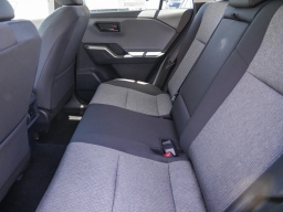 Toyota RAV4 LE FWD (GS) 2026