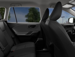 Toyota RAV4 LE FWD (Natl) 2026
