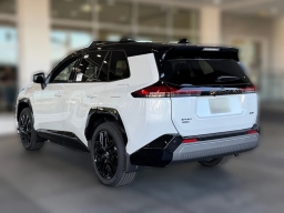 Toyota RAV4 Plug-In Hybrid XSE (Natl) 2026