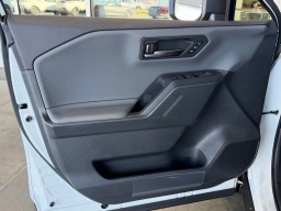 Toyota RAV4 Plug-In Hybrid XSE (Natl) 2026