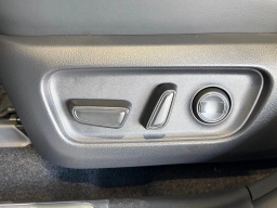 Toyota RAV4 Plug-In Hybrid XSE (Natl) 2026