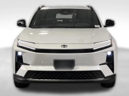 Toyota C-HR SE AWD (Natl) 2026