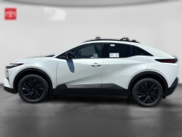 Toyota C-HR SE AWD (Natl) 2026