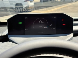 Toyota C-HR SE AWD (Natl) 2026