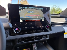 Toyota C-HR SE AWD (Natl) 2026