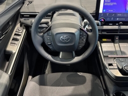 Toyota C-HR SE AWD (Natl) 2026