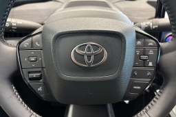 Toyota C-HR SE AWD (Natl) 2026