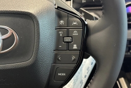 Toyota C-HR SE AWD (Natl) 2026